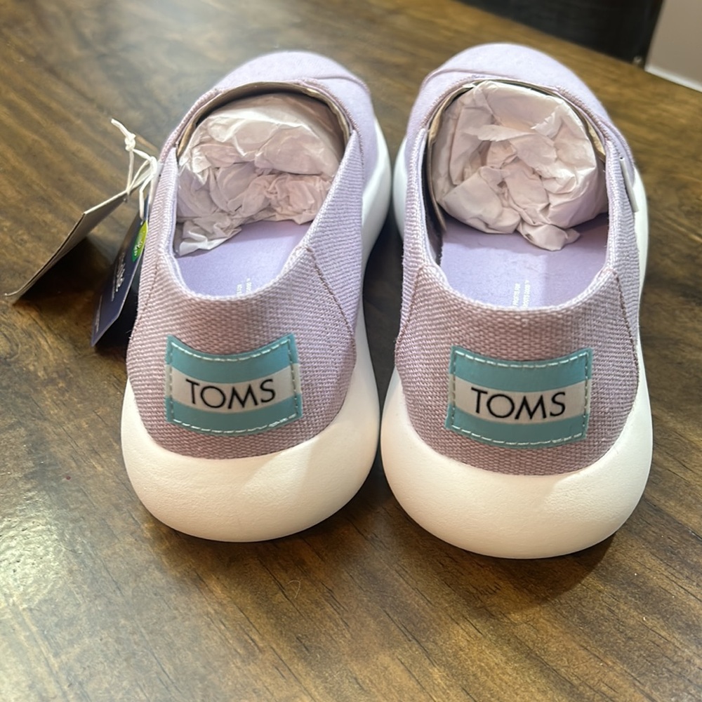 NWT Toms Alpargata Mallow slip on, light orchid, size 9. - Picture 3 of 6